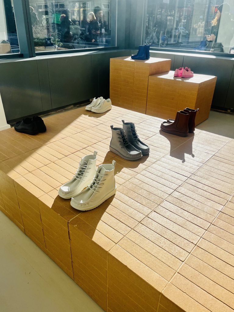 Photo of Ecco store interior